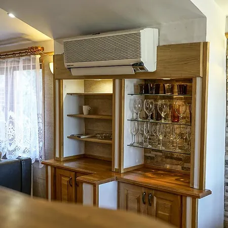 Ray Ot Durvo Appartamento Veliko Tărnovo