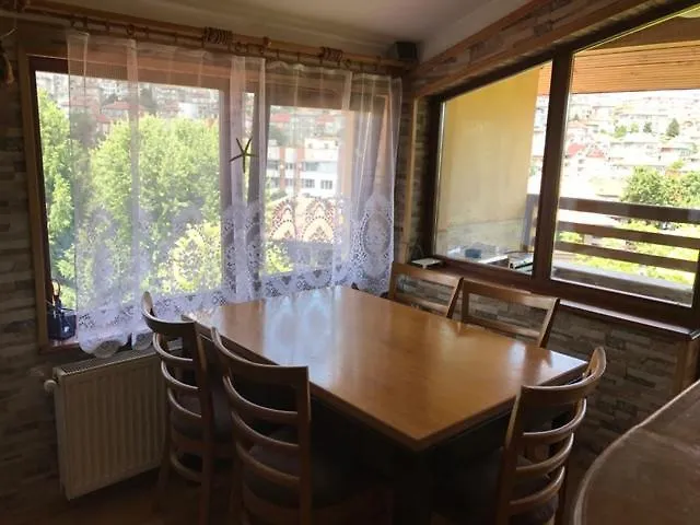 Ray Ot Durvo Lejlighed